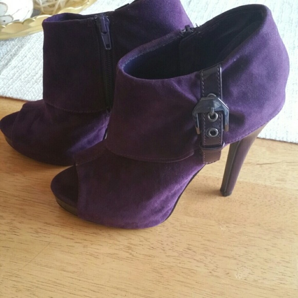 Purple booties hills
