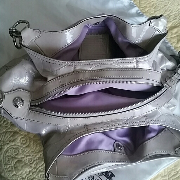 Coach purse - Picture 3 of 4