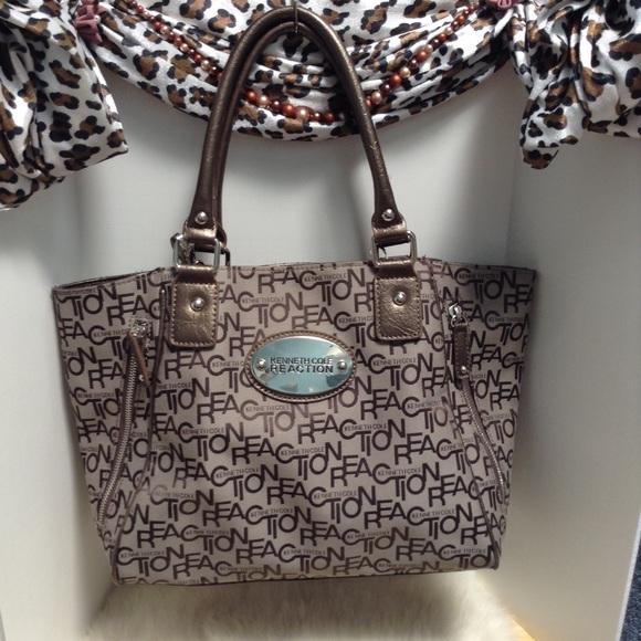 Kenneth Cole reaction handbag