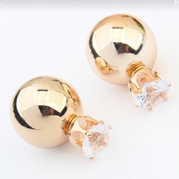 Jewelry - Two sided rhinestone earrings