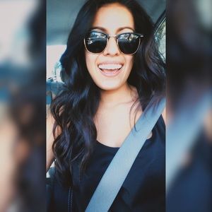 Meet your Posher, Julissa