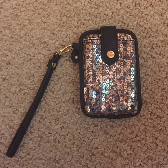 Steve Madden Wristlet