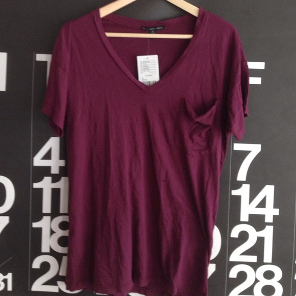 Uo brand new basic tee