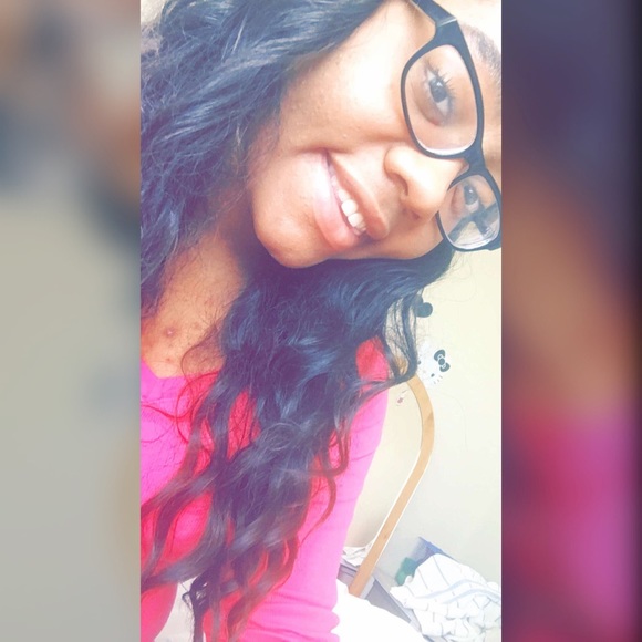 Meet your Posher, Lynnay - Picture 3 of 3