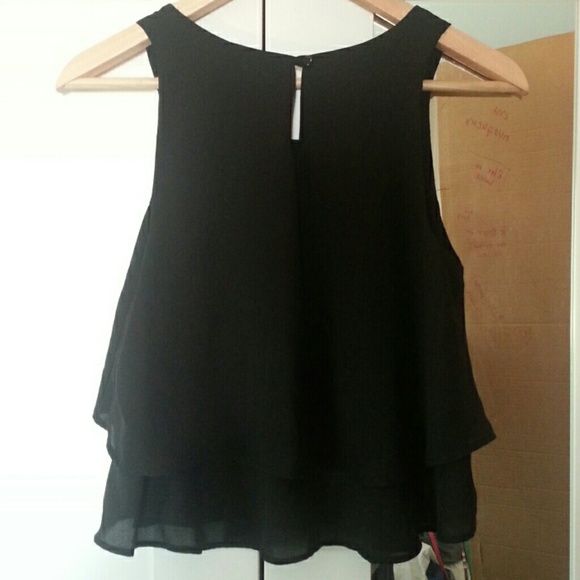 Top - Picture 2 of 2