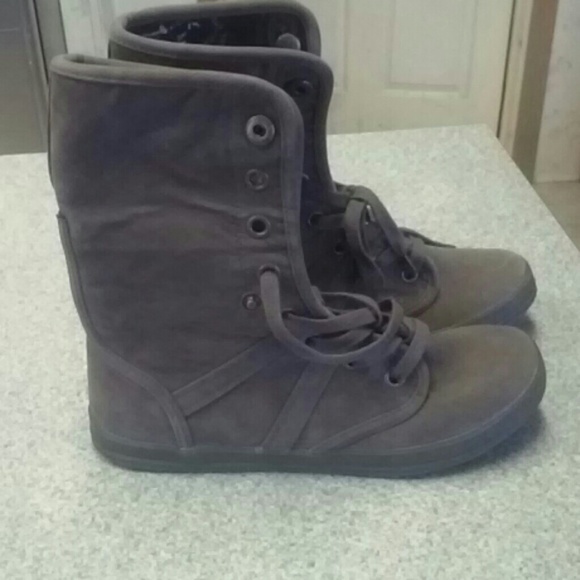 New..Very cute boot