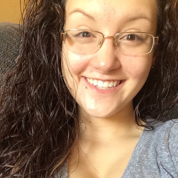 Meet your Posher, Samantha - Picture 1 of 1