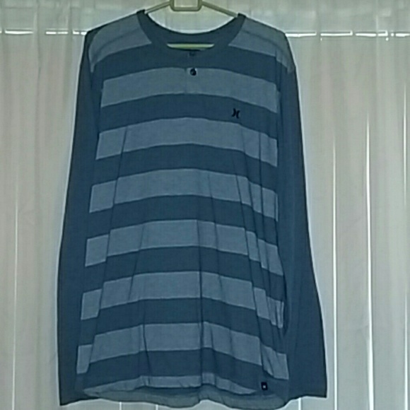 Nice mens long sleeve blue striped Hurley shirt