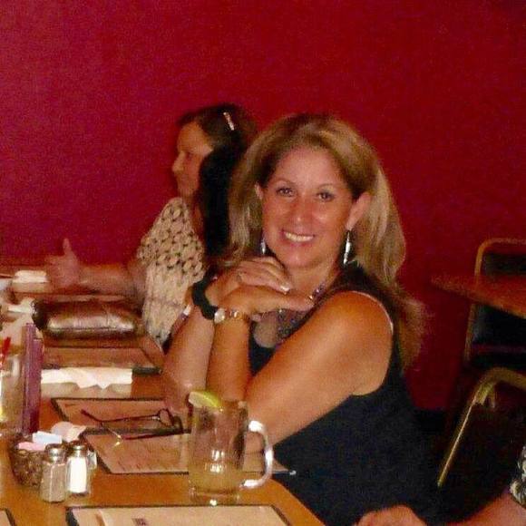 Meet your Posher, Ana