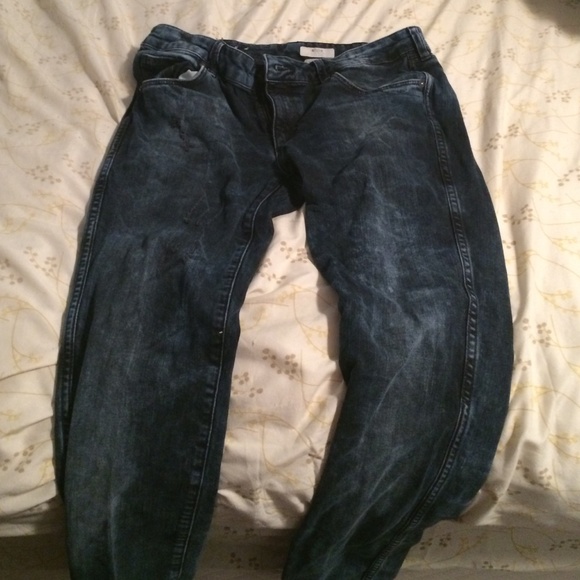 Sqin -low waist / skinny leg size 33