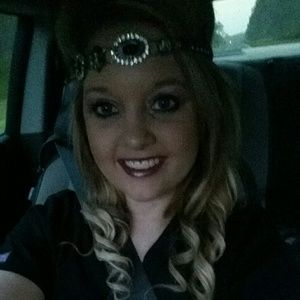 Meet your Posher, Kennedy