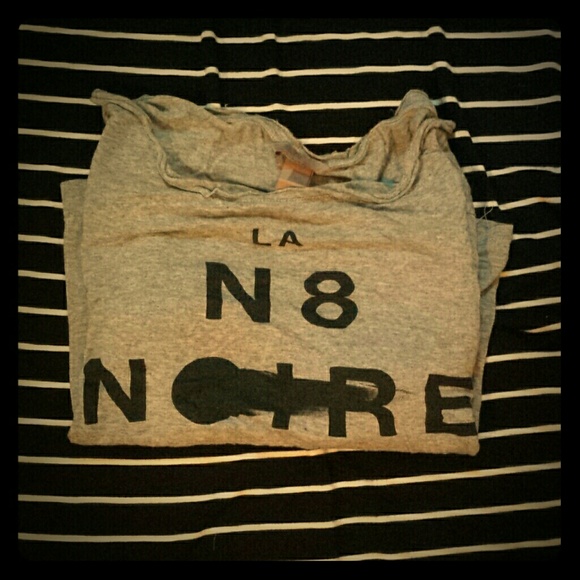 Graphic crop tee
