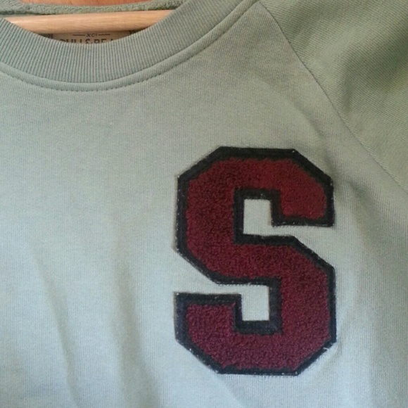 Sweater - Picture 3 of 4