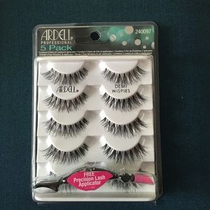 Ardell Demi Wispies eyelashes