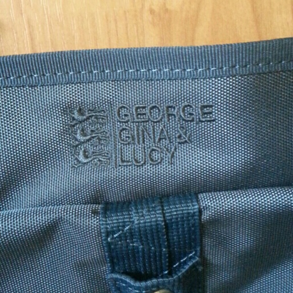 Handbag - Picture 4 of 4