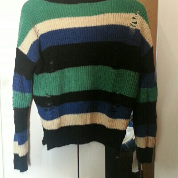 Sweater - Picture 3 of 3