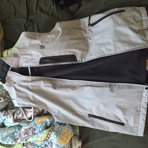 Men's reversible izod vest
