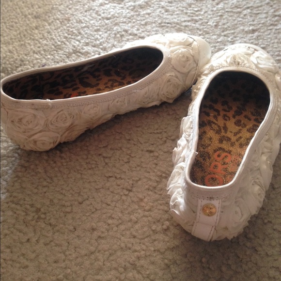 Michael Kors white floral girls flats - Picture 4 of 4