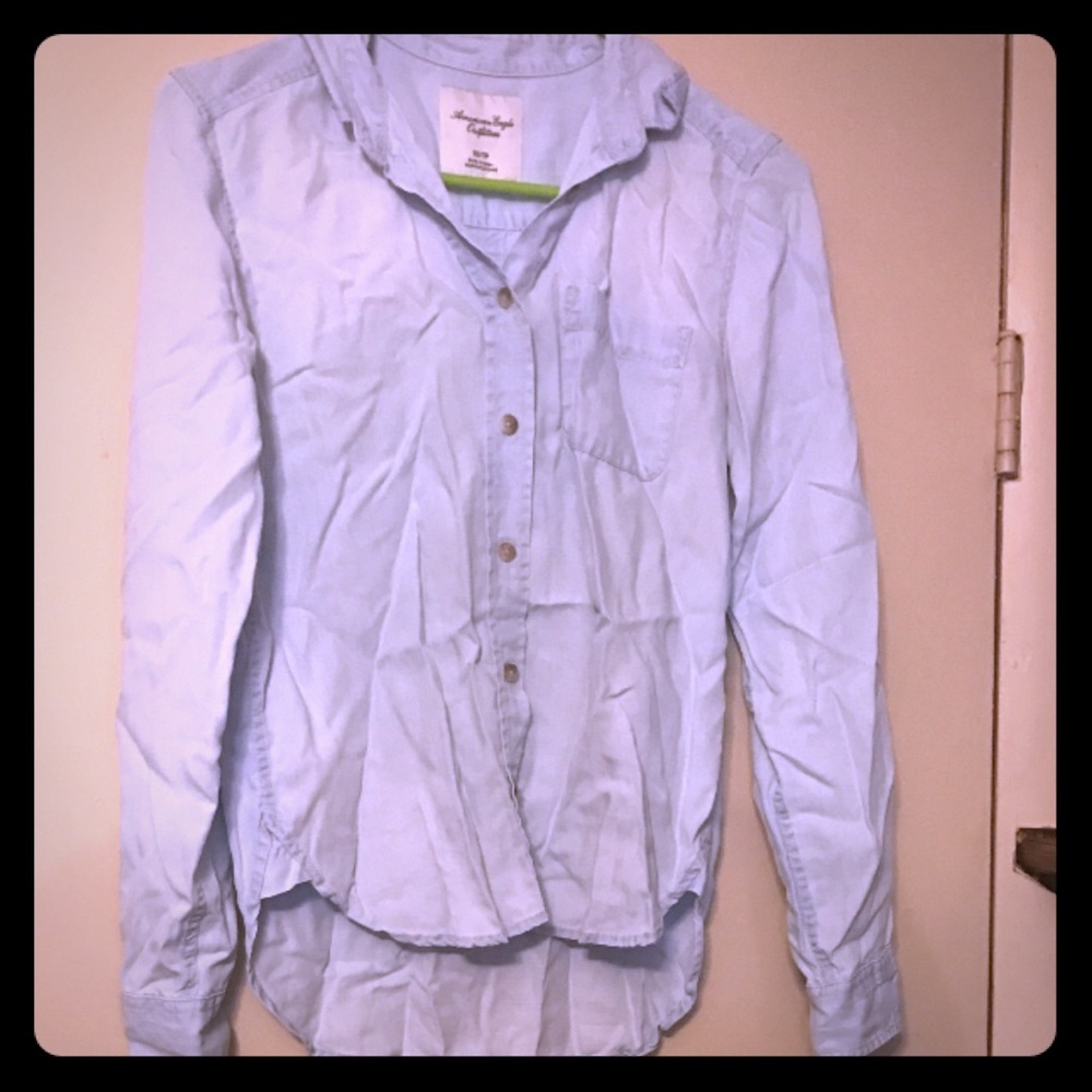 American Eagle Button Up Top