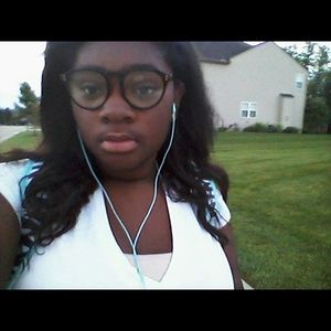 Meet your Posher, Jocelyn