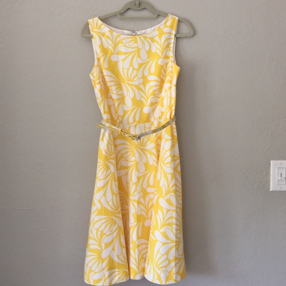 Pre-LOVED Banana Republic yellow floral dress in 8