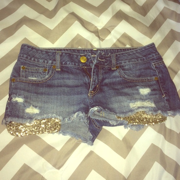 American eagle shorts size 4!