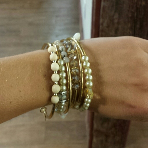 Gold bracelet