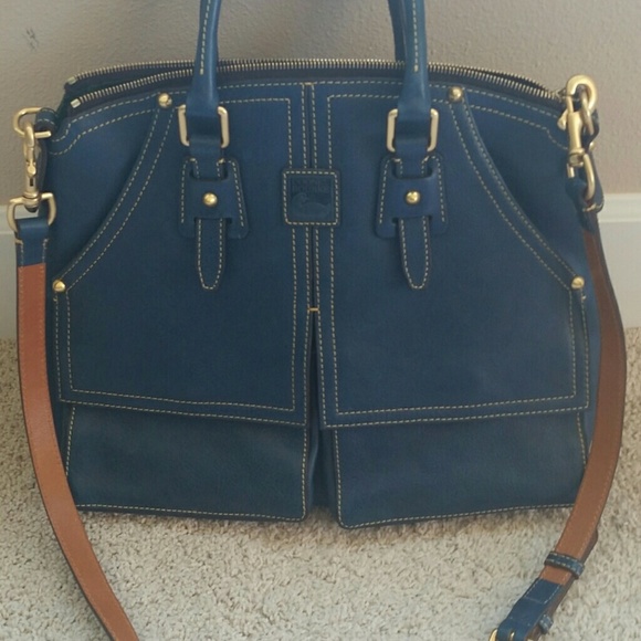Authentic Dooney & Bourke handbag