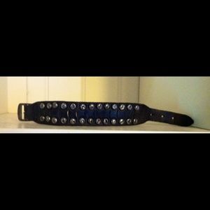 Black cut stud cuff (never worned) $30 is final