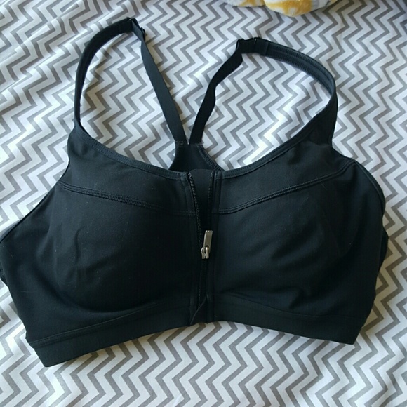 VS knockout sports bra