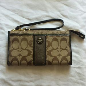 Brown Coach Wallet/Wristlet