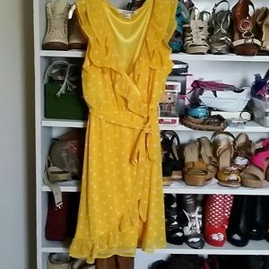 Faux wrap dress in bright sunny yellow/polkadots