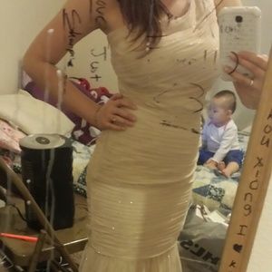 Slim cream prom dress