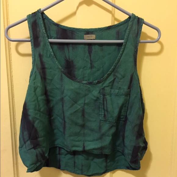 High low tie dye crop top!