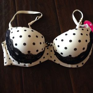 Sexy balconette bra