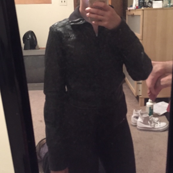 leather jacket - Picture 4 of 4