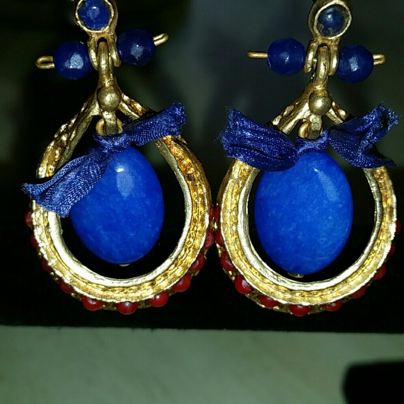 Earing - Picture 3 of 3