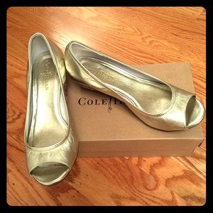 Cole Haan Wedge Heels in White Gold Cork