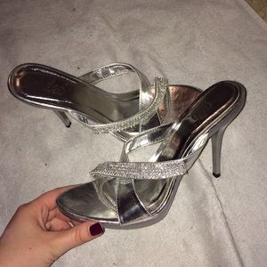 Deb silver heels