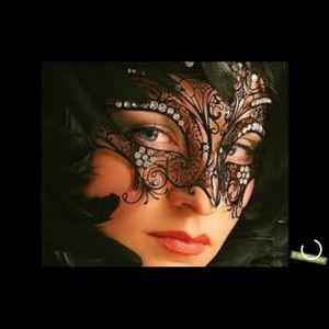 Meet your Posher, Wisam