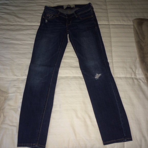 hollister jeans hardly worn