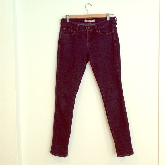 J Brand Low Rise Skinny Leg Crop Jean SIZE 26