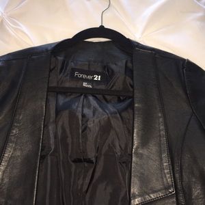 Forever 21 Jackets & Coats - Crop Faux Leather jacket Forever 21 Jackets & Coats - Crop Faux Leather jacket