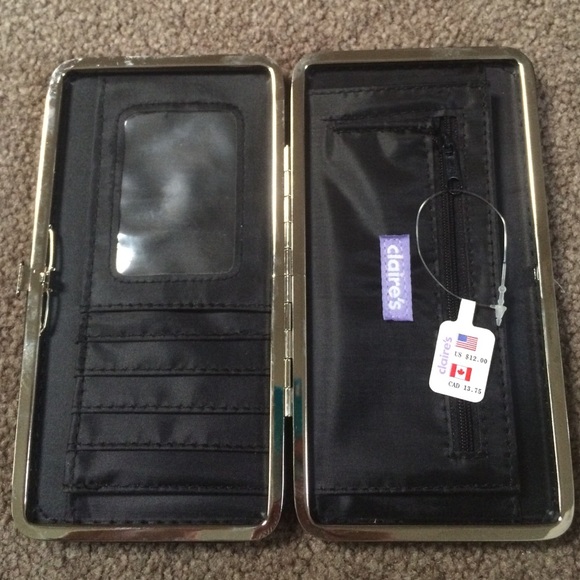 NEW Cross Wallet - Picture 2 of 4