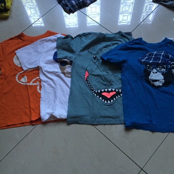 Bundle of t-shirts Let me know if you want one