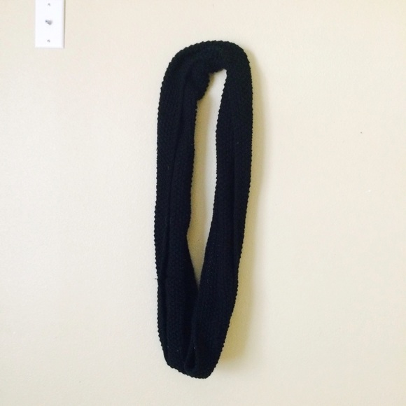 Black Infinity Scarf