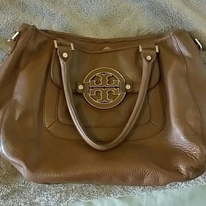 Tory Burch Amanda Hobo