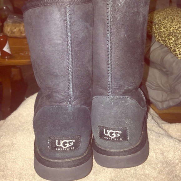 UGGS