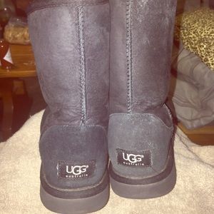 UGGS