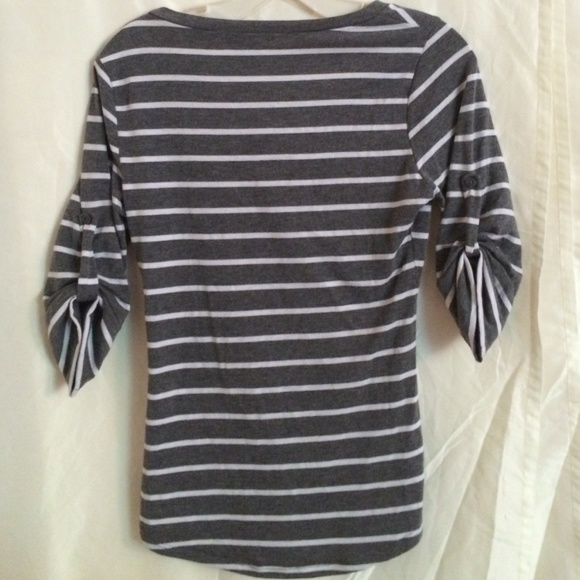 Top - Picture 2 of 2